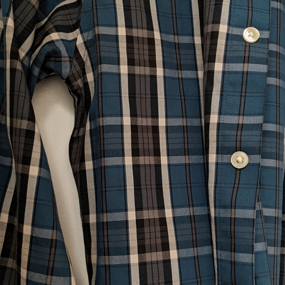 EDDIE BAUER Wrinkle Free Classic Fit Men's Plaid Button-down Shirt - Picture 5 of 12